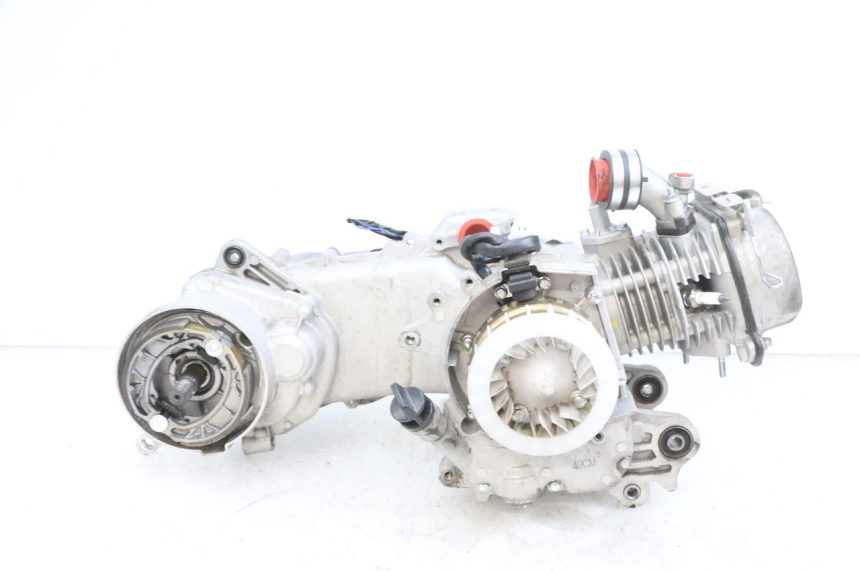 photo de MOTOR JM MOTORS SANTANA EVO 50 (2024 - 2026) - Primer plano de alta resolución