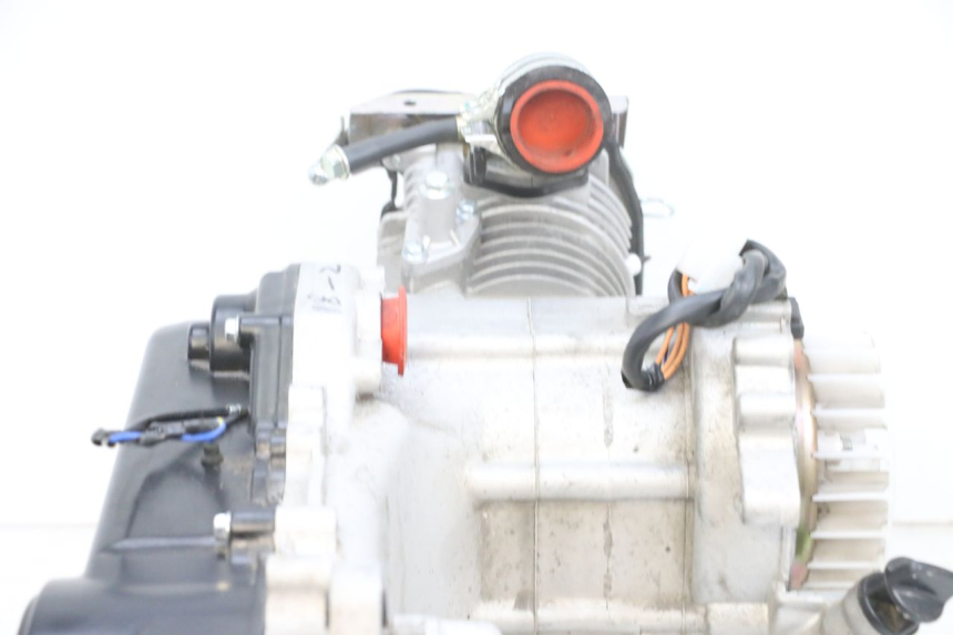 photo de MOTOR JM MOTORS SANTANA EVO 50 (2024 - 2026) - Inspección visual detallada