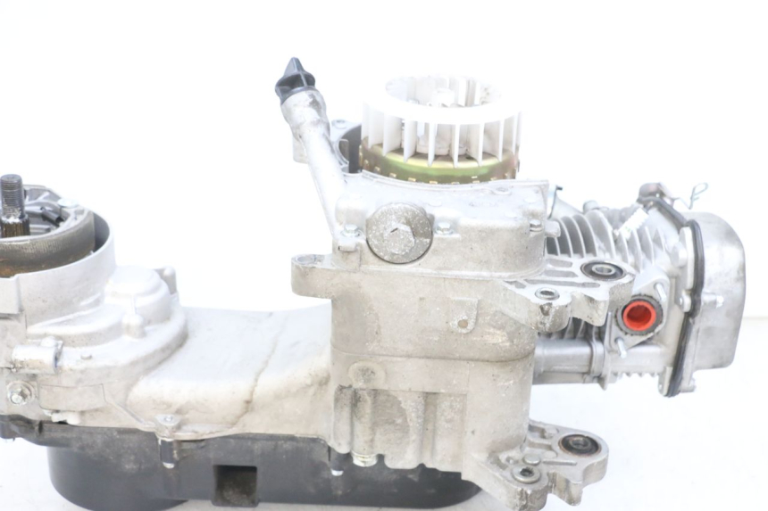 photo de MOTOR JM MOTORS SANTANA EVO 50 (2024 - 2026) - Zoom estado de uso