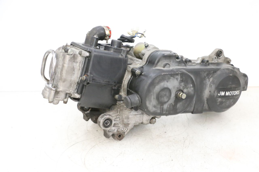 photo de MOTOR JM MOTORS SANTANA 50 (2014 - 2023) - Características distintivas