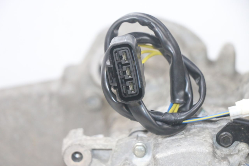 photo de MOTOR PEUGEOT SATELIS 125 (2013 - 2018) - Estado de la superficie y material