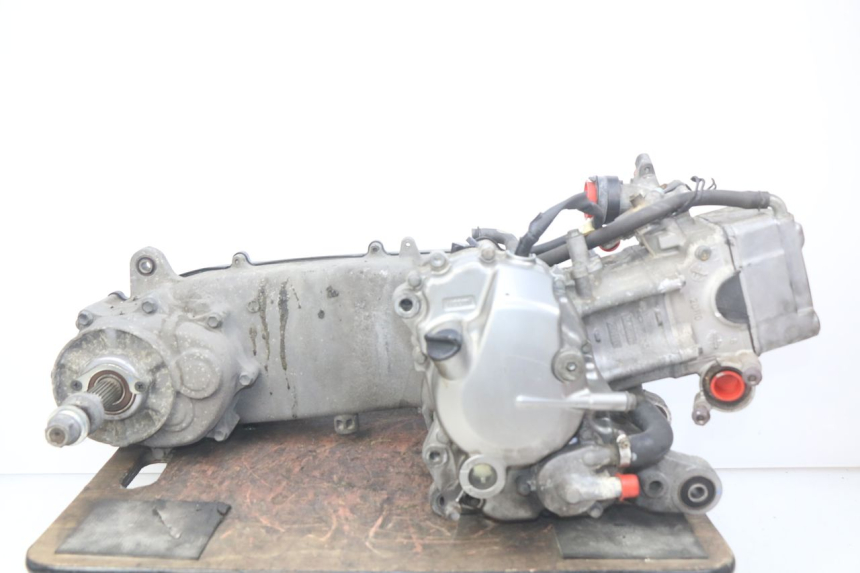 photo de MOTOR SUZUKI SIXTEEN 125 (2008 - 2010)