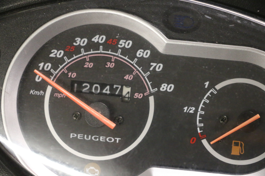 photo de MOTOR PEUGEOT TWEET PRO EFI 4T 50 (2021 - 2022)