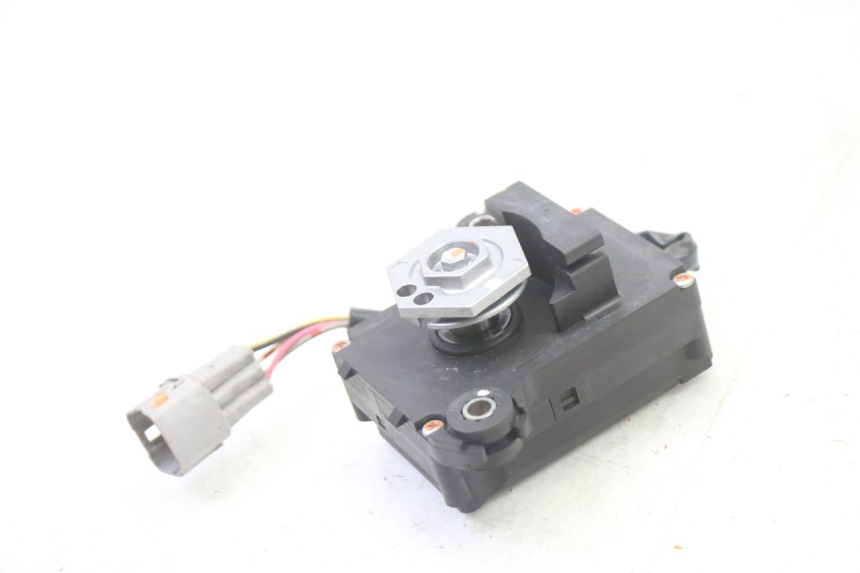 photo de MOTOR VALVULAS ESCAPE SUZUKI GSR 750 (2011 - 2017)