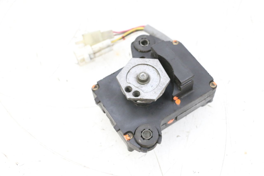 photo de MOTOR VALVULAS ESCAPE SUZUKI GSXR GSX-R 1000 (2003 - 2004) - Detalle de la pieza