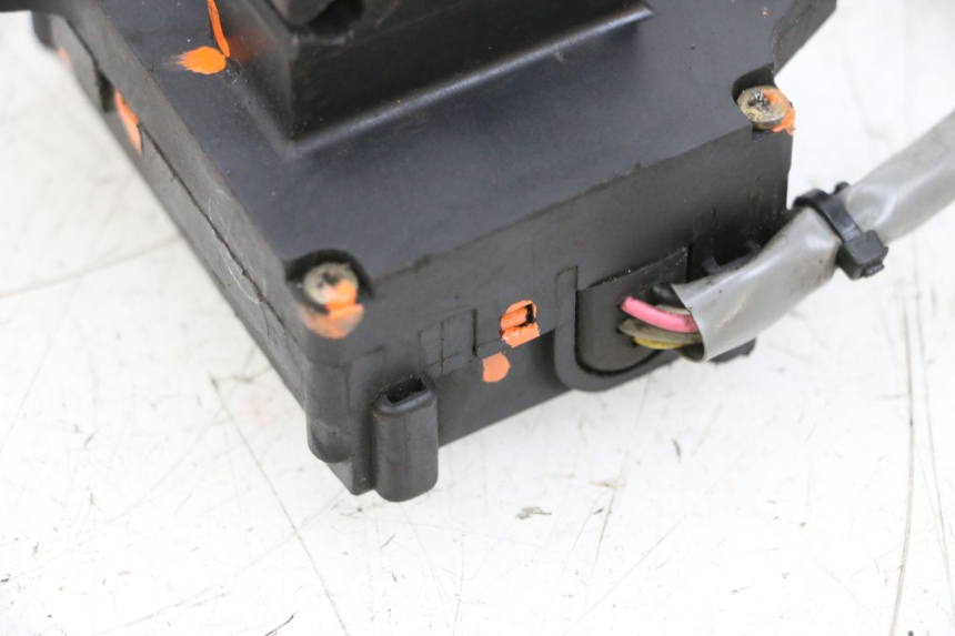 photo de MOTOR VALVULAS ESCAPE SUZUKI GSXR GSX-R 1000 (2003 - 2004) - Otra vista del artículo