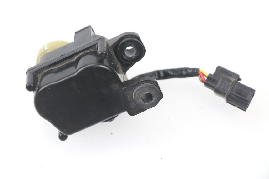 photo de MOTOR VALVULAS ESCAPE HONDA VFR F 1200 (2010 - 2015) - Otra perspectiva