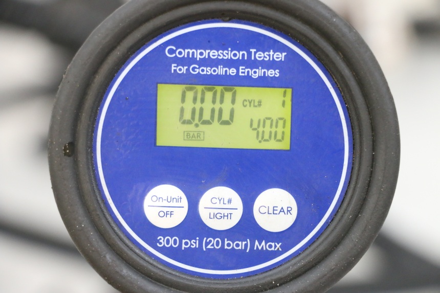 photo de MOTOR YAMAHA X-MAX XMAX 125 (2010 - 2013) - Ángulo de visión alternativo