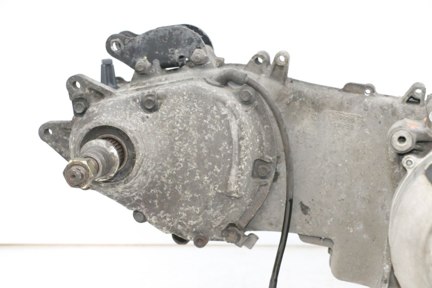 photo de MOTOR PIAGGIO X8 125 (2004 - 2007) - Inspección visual detallada