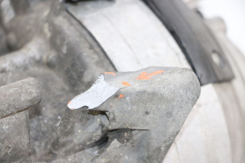 photo de MOTOR PIAGGIO X8 125 (2004 - 2007) - Estado de la superficie y material