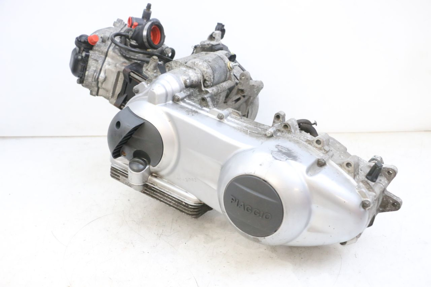 photo de MOTOR PIAGGIO XEVO - X EVO 125 (2007 - 2016) - Detalles de los puntos de fijación