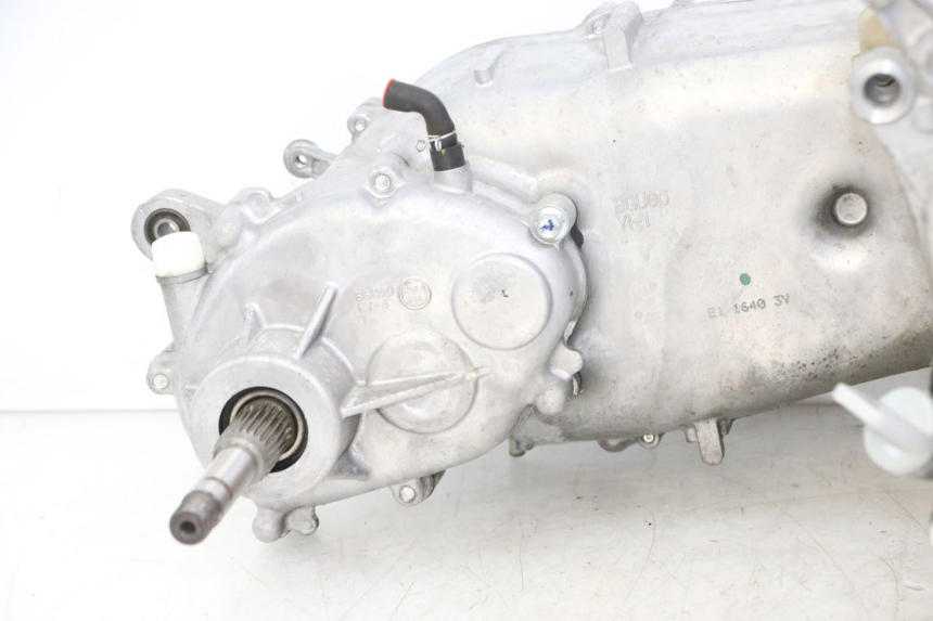 photo de MOTOR YAMAHA XMAX X-MAX 125 (2021 - 2025)