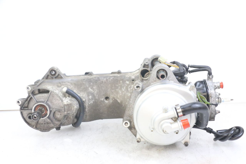 photo de MOTOR YAMAHA AEROX 2T 50 (2013 - 2017)