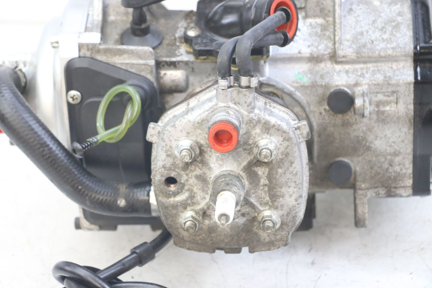photo de MOTOR YAMAHA AEROX 2T 50 (2013 - 2017)