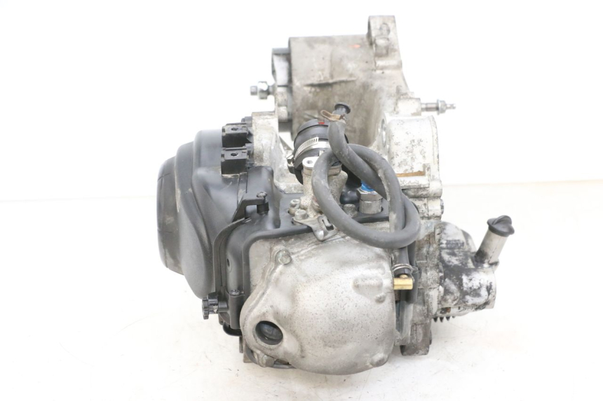 photo de MOTOR PIAGGIO ZIP 4T 50 (2018 - 2020) - Inspección visual detallada