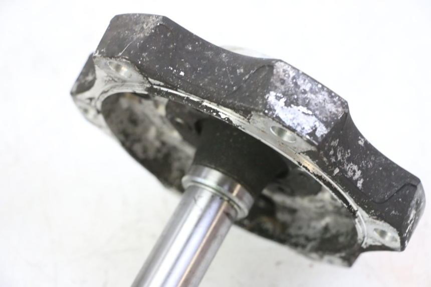 photo de CUBO RUEDA TRASERA QUADRO 4 4D 350 (2015 - 2018)