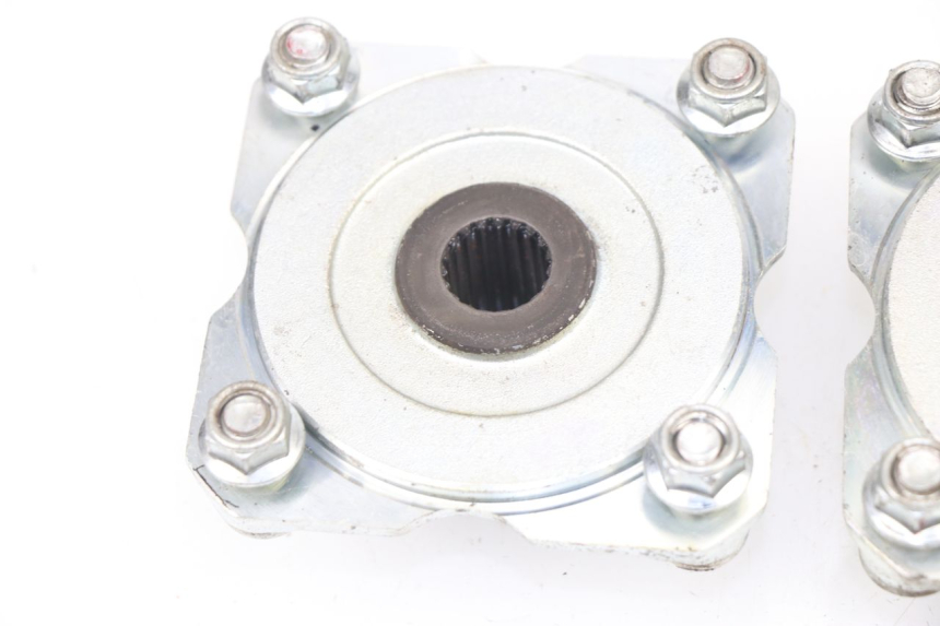 photo de CUBO RUEDA TRASERA AEON COBRA REVO 50 (2003 - 2005)