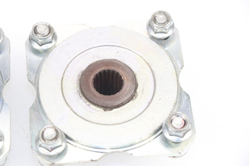 photo de CUBO RUEDA TRASERA AEON COBRA REVO 50 (2003 - 2005)