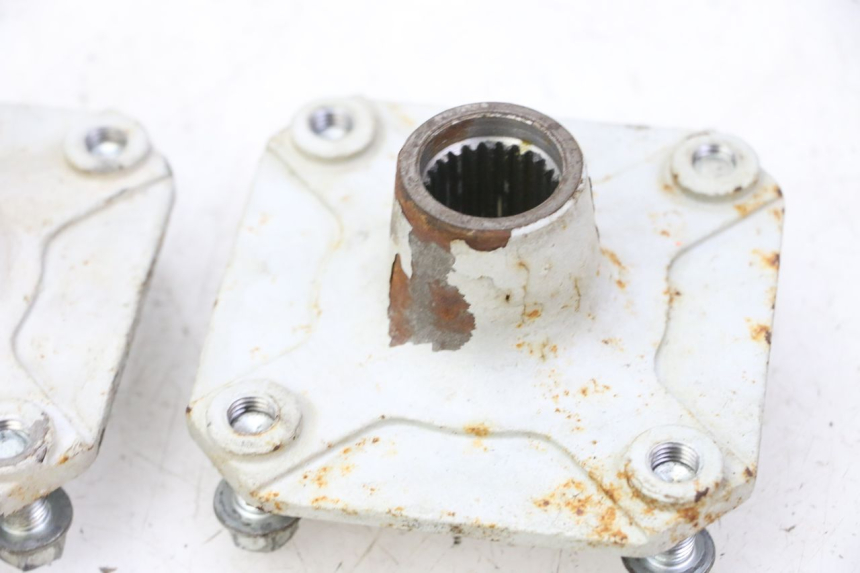 photo de CUBO RUEDA TRASERA HYTRACK S 150 (2003 - 2011)