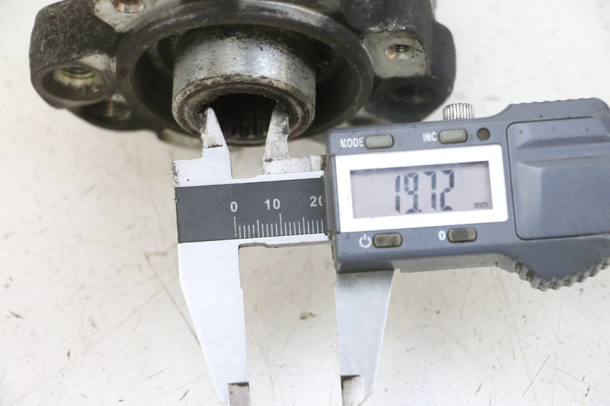 photo de CUBO RUEDA TRASERA PEUGEOT SATELIS 125 (2013 - 2018)