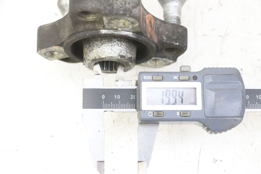 photo de CUBO RUEDA TRASERA PEUGEOT SPEEDFIGHT 2 LC 50 (2000 - 2009)