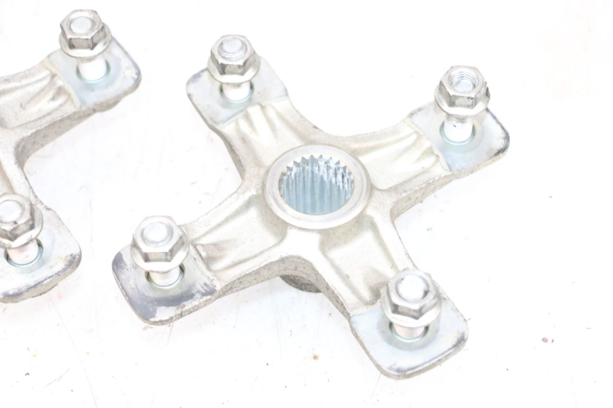 photo de CUBO RUEDA TRASERA YAMAHA YFM R RAPTOR 250 (2008 - 2014) - Estado de la superficie y material