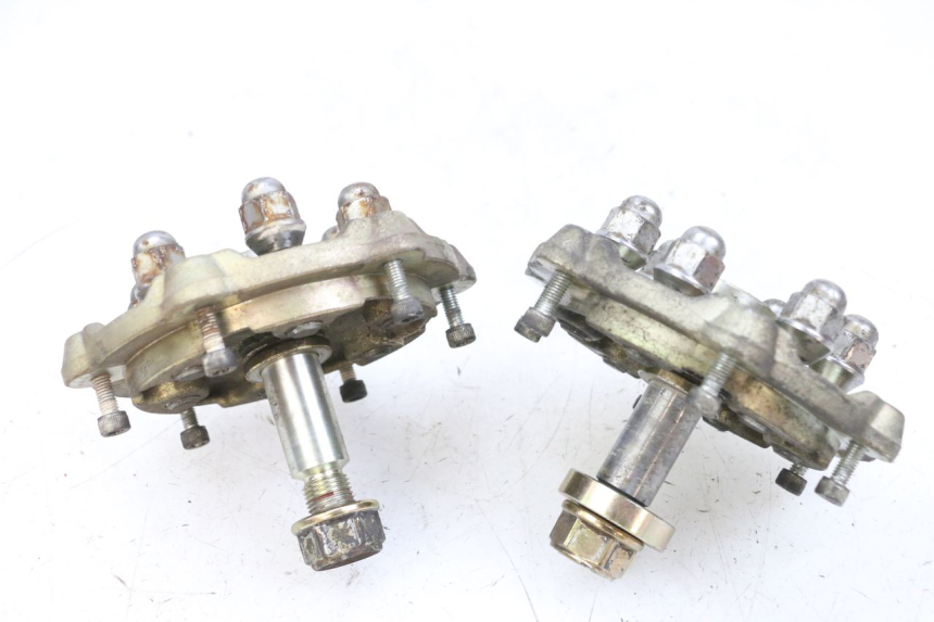 photo de CUBO RUEDA DELANTERA ADIVA AD3 300 (2014 - 2020)