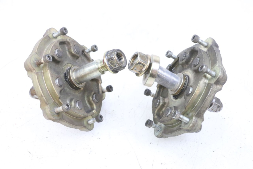 photo de CUBO RUEDA DELANTERA ADIVA AD3 300 (2014 - 2020)