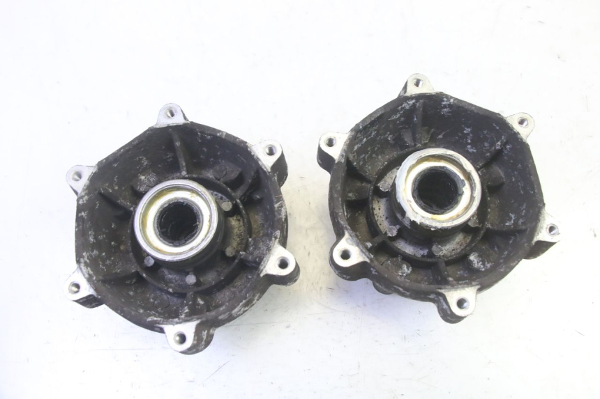 photo de BUJE DE RUEDA DELANTERA PIAGGIO MP3 RL 250 (2007 - 2010) - Zoom estado de uso