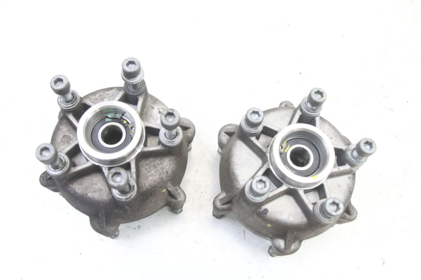 photo de CUBO RUEDA DELANTERA PIAGGIO MP3 500 (2014 - 2016)