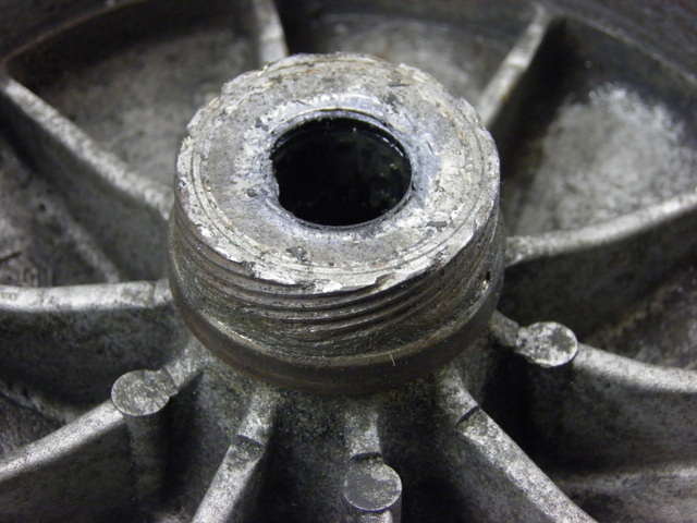 photo de CUBO RUEDA DELANTERA PIAGGIO VESPA PK 80 (1983 - 1996)