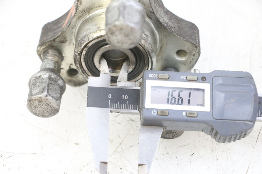 photo de CUBO RUEDA DELANTERA PEUGEOT SPEEDFIGHT 2 LC 50 (2000 - 2009)