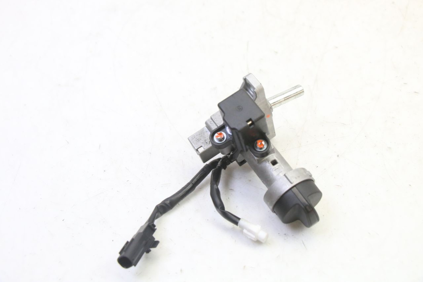 photo de CLAUSOR PIAGGIO MP3 HPE 310 (2024 - 2025)