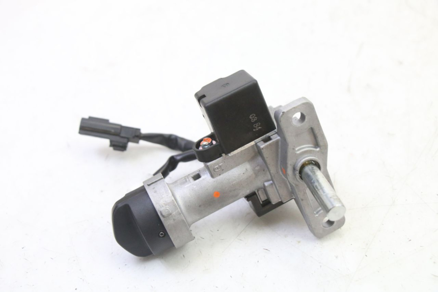 photo de CLAUSOR PIAGGIO MP3 HPE 310 (2024 - 2025)