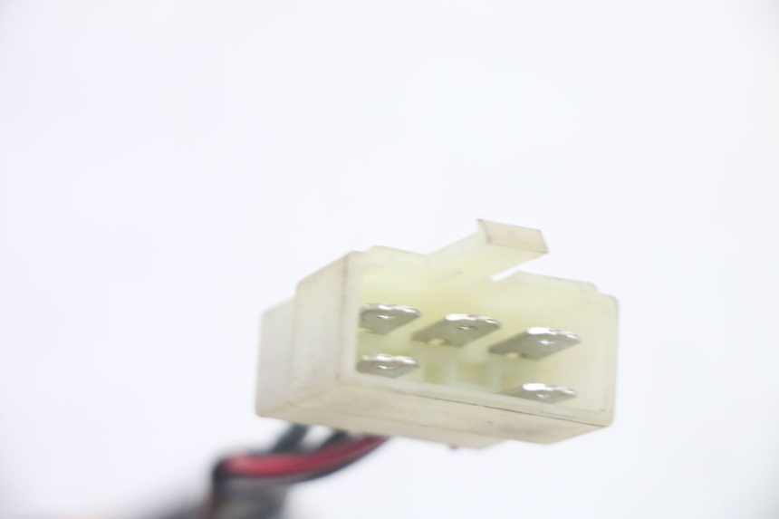 photo de NEIMAN SUKIDA TOP 1 50 (2003 - 2010) - Detalles de los puntos de fijación