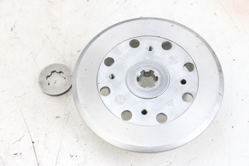 photo de CAMPANA EMBRAGUE KSR TR SM 50 (2015 - 2018) - Primer plano técnico