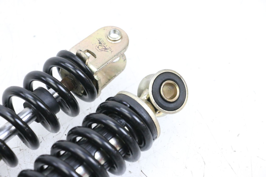 photo de PAR AMORTIGUADOR JM MOTORS OLDIES GT 4T 50 (2018 - 2025) - Detalles de los puntos de fijación