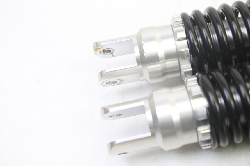 photo de PAR AMORTIGUADOR EFUN PUSA 1 - Otra perspectiva