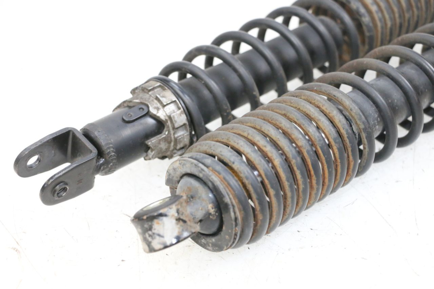 photo de PAR DE AMORTIGUADORES TRASEROS YAMAHA X-MAX XMAX 125 (2010 - 2013) - Primer plano técnico