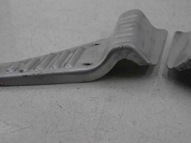 photo de PAR REPOSAPIES TRASERA BAOTIAN TRAVEL SPIRIT 50 (2010 - 2012)