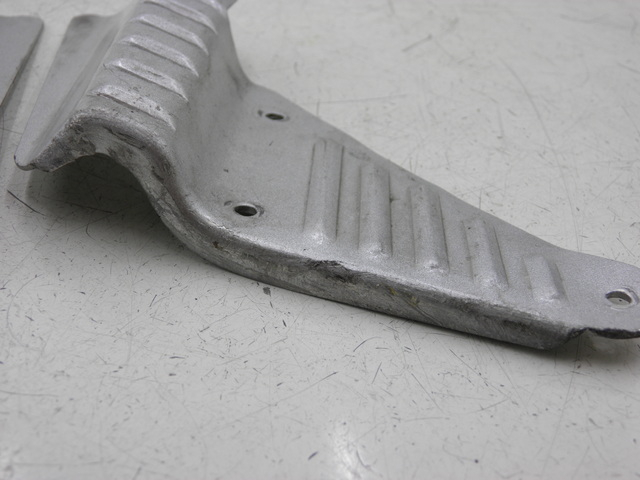 photo de PAR REPOSAPIES TRASERA BAOTIAN TRAVEL SPIRIT 50 (2010 - 2012)