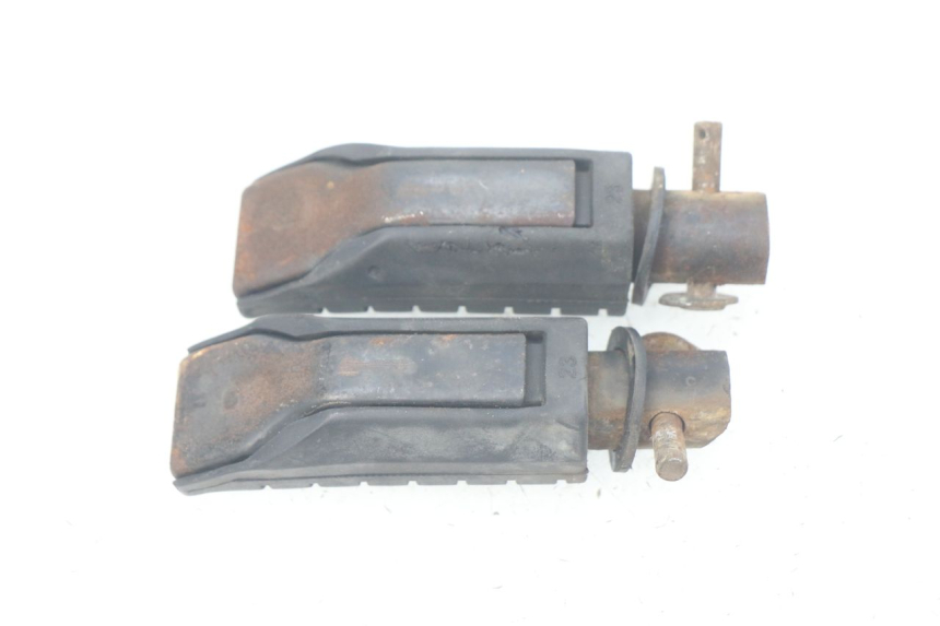 photo de PAR REPOSAPIES TRASERA HONDA CBR R 125 (2003 - 2006)