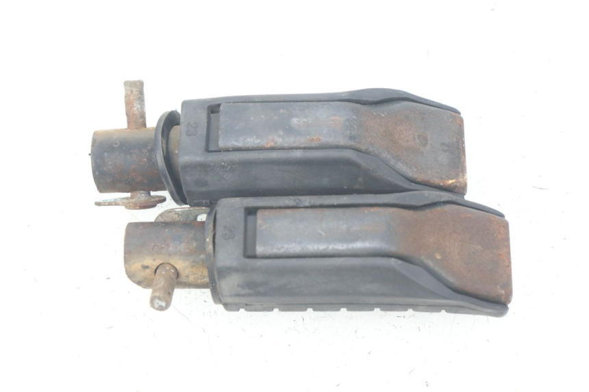 photo de PAR REPOSAPIES TRASERA HONDA CBR R 125 (2003 - 2006)