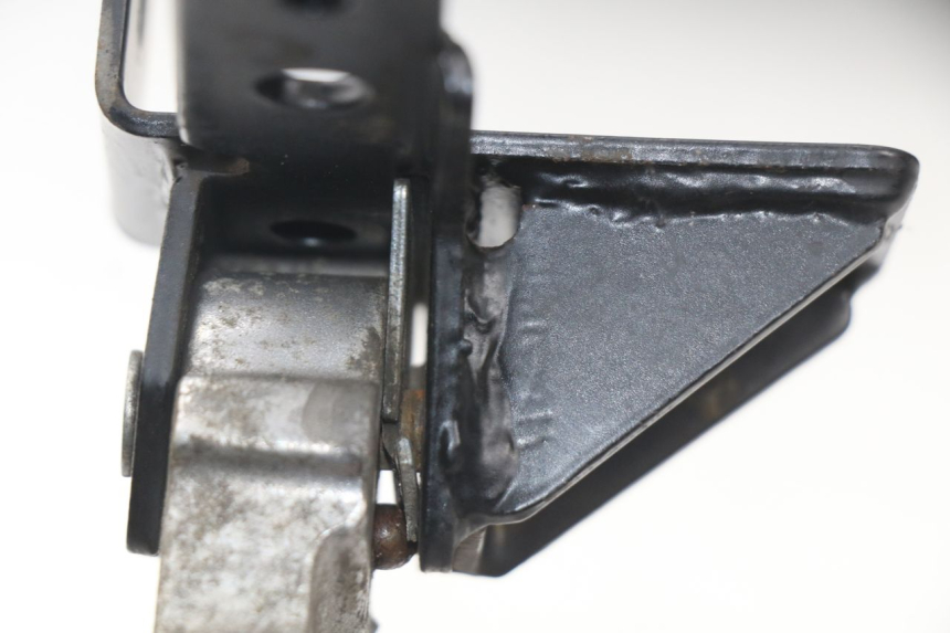 photo de PAR DE APOYAPIÉS TRASEROS PEUGEOT CITYSTAR 50 (2013 - 2017)