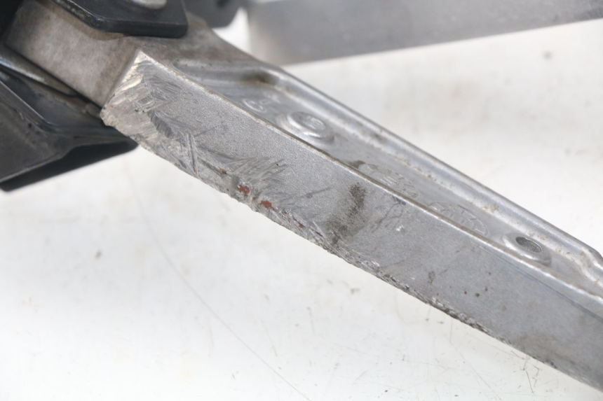 photo de PAR DE APOYAPIÉS TRASEROS PEUGEOT CITYSTAR 50 (2013 - 2017)