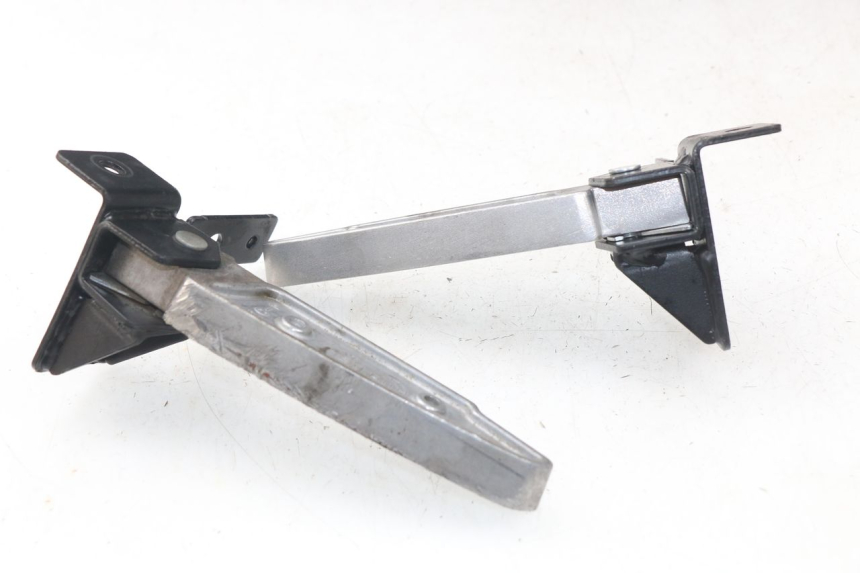 photo de PAR DE APOYAPIÉS TRASEROS PEUGEOT CITYSTAR 50 (2013 - 2017)