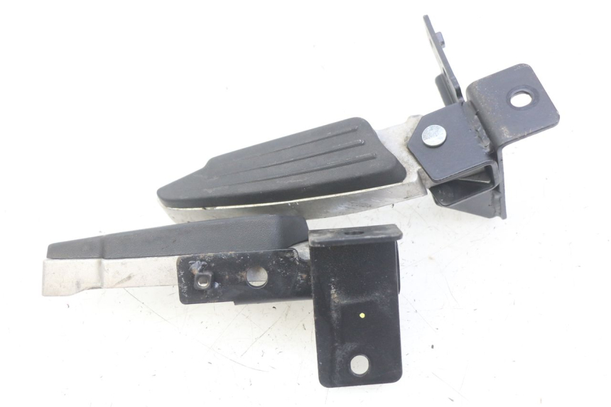 photo de PAR REPOSAPIES TRASERA PEUGEOT CITYSTAR IE 2T 50 (2018 - 2021)