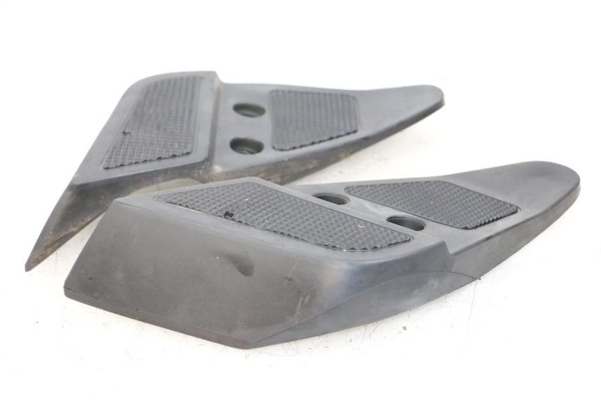 photo de PAR REPOSAPIES TRASERA HONDA FES PANTHEON 2T 125 (1998 - 2002)