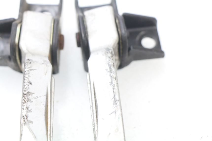 photo de PAR REPOSAPIES TRASERA SYM FIDDLE 3 III 50 (2014 - 2020)