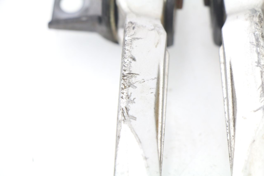 photo de PAR REPOSAPIES TRASERA SYM FIDDLE 3 III 50 (2014 - 2020)